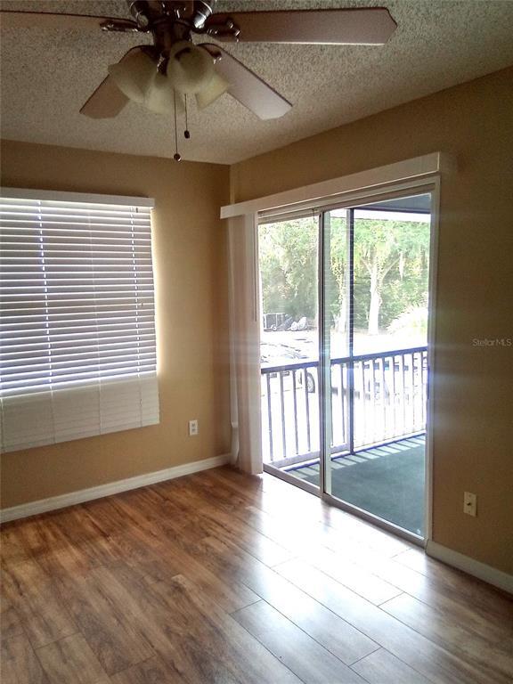 Building Photo - 313 Dirksen Dr