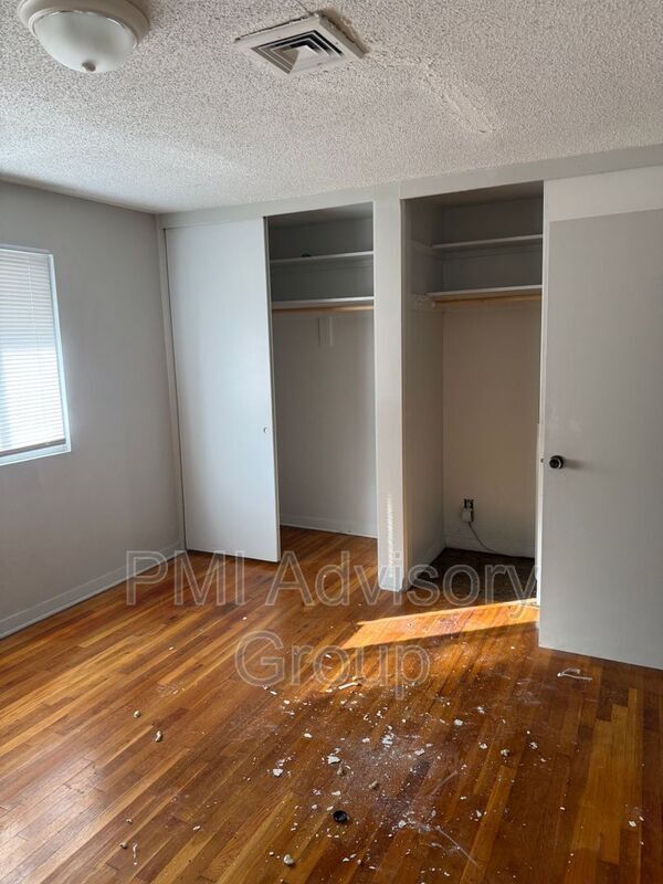 Building Photo - 1817 SW 71st Terrace