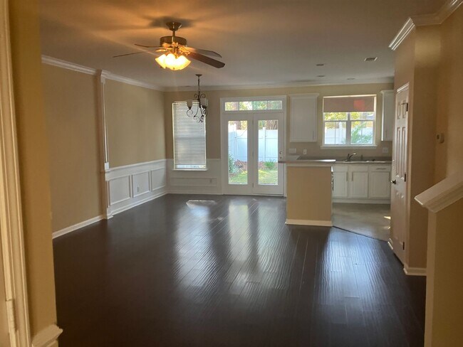 Building Photo - 3BR / 2.5 BA  At Bluffton Park