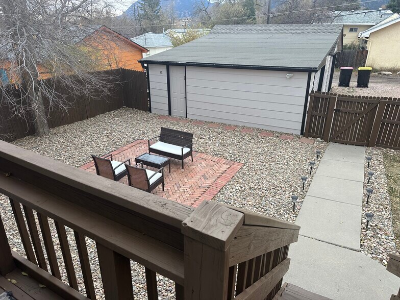 Building Photo - 2429 W Saint Vrain St