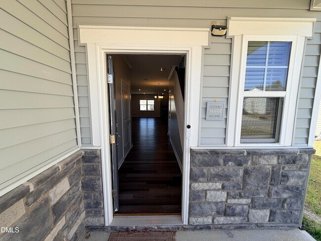 Building Photo - 2022 Attend Xing