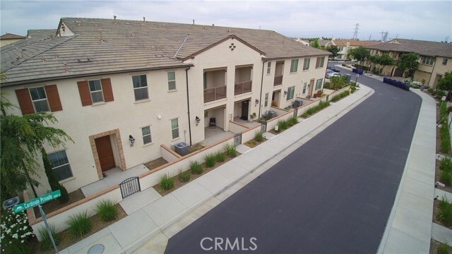 Building Photo - 3287 E Wild Horse Privado