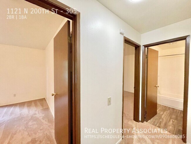 Building Photo - 1121 N 200th St