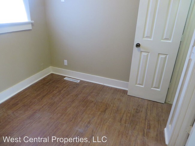 Building Photo - 1229 Swinney Ave