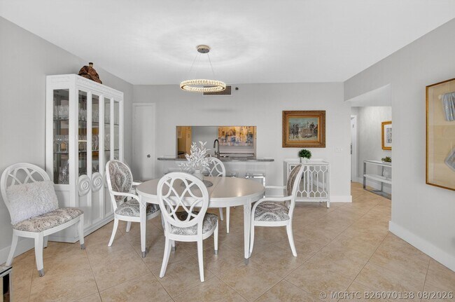 Building Photo - 4748 S Ocean Blvd