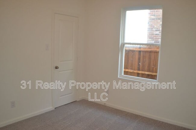 Building Photo - 6417 Bishop Dr