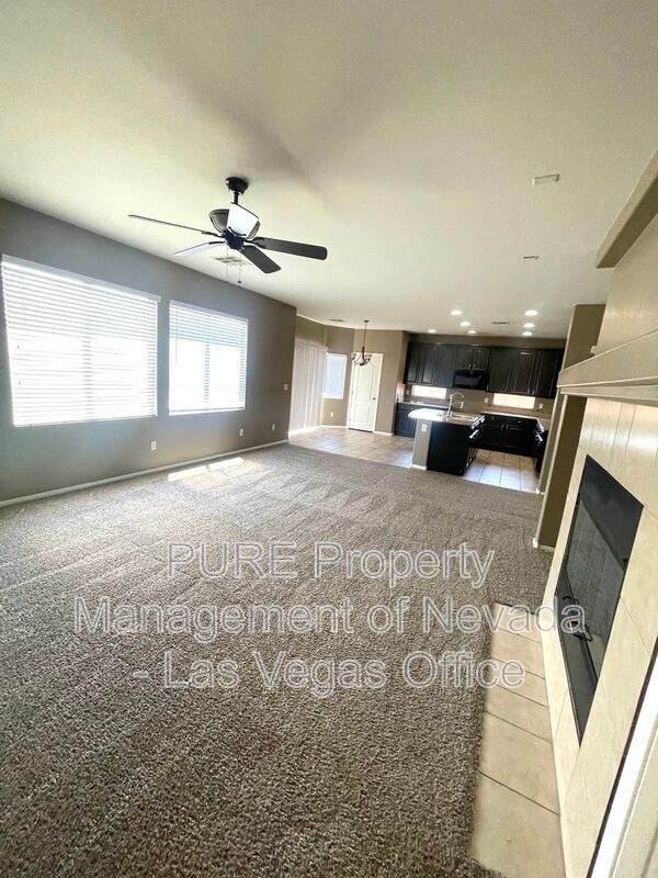 Building Photo - 3904 Ropers Ranch St