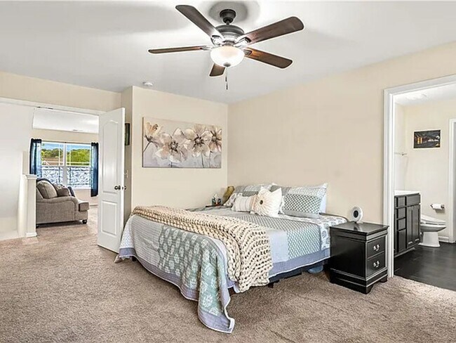 Building Photo - Beautiful 4BR/3BA Home in the Desirable Po...
