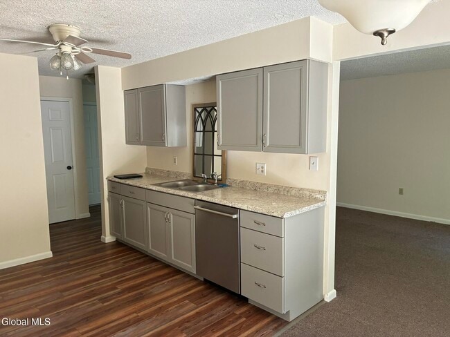 Building Photo - 57 Goose Hollow Rd
