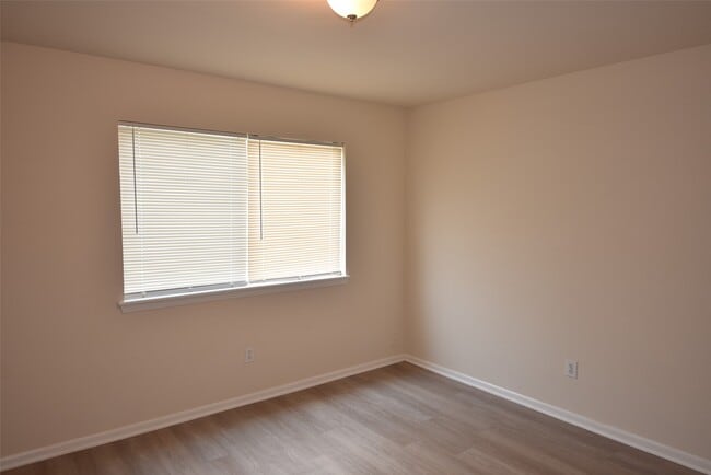 Building Photo - 14410 Muirfield Ln