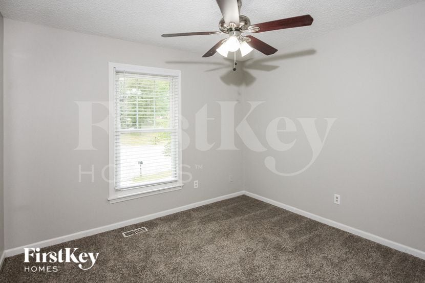 Building Photo - 7918 NW 85th Terrace