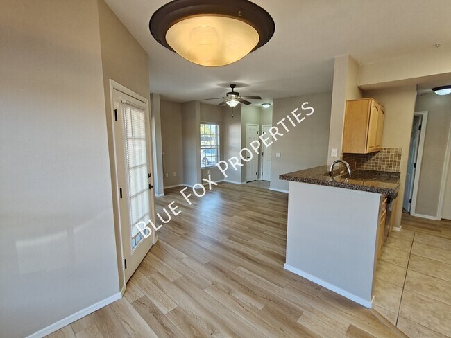 Building Photo - 1500 E Pusch Wilderness Dr