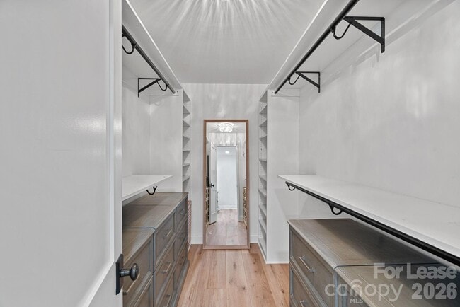 Building Photo - 18026 Whispering Oaks Dr