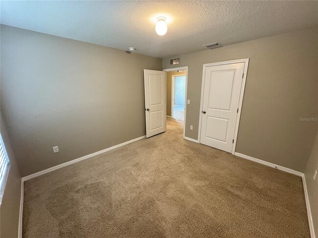 Building Photo - 1018 Ashentree Dr
