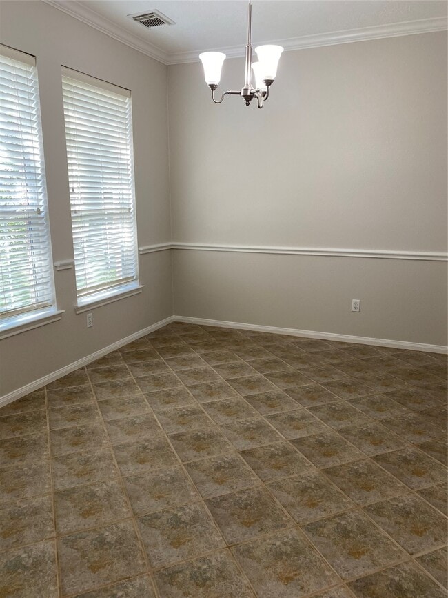 Building Photo - 2111 Emerald Cove Dr