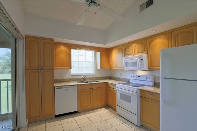 Building Photo - 14975 Rivers Edge Ct