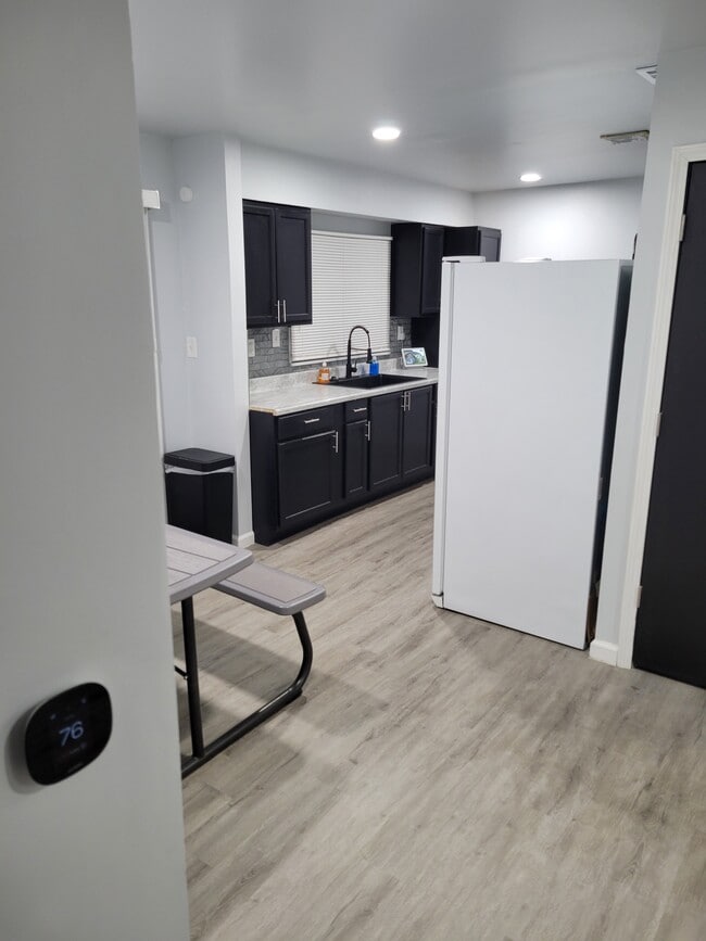 Building Photo - 16916 Collingham Dr