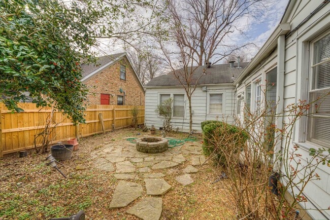 Building Photo - Limited Time: Qualified Tenants Get Half P...