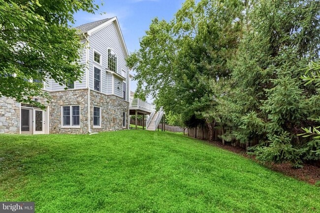 Building Photo - 1751 Tysons Crest Ln