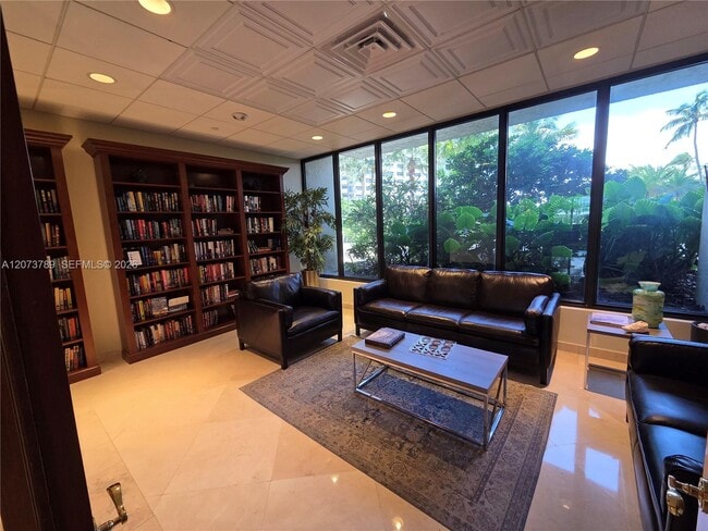 Building Photo - 4900 N Ocean Blvd