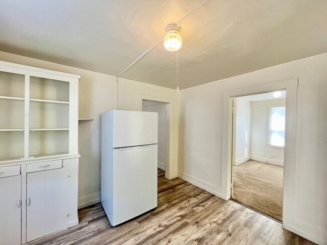 Building Photo - Little Italy - Charming 2 BR Cottage with ...