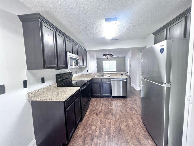 Building Photo - 7828 Hardwick Dr