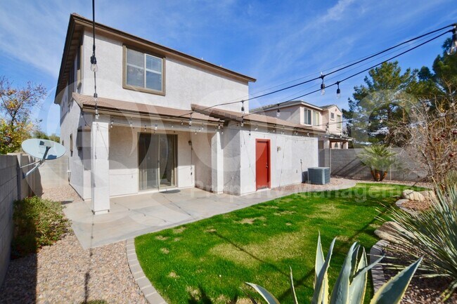 Building Photo - 3793 E Stampede Dr