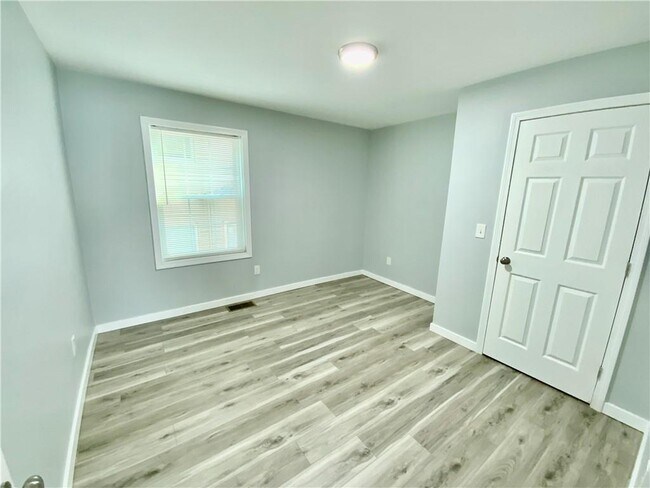 Building Photo - 119 Bowdoin St