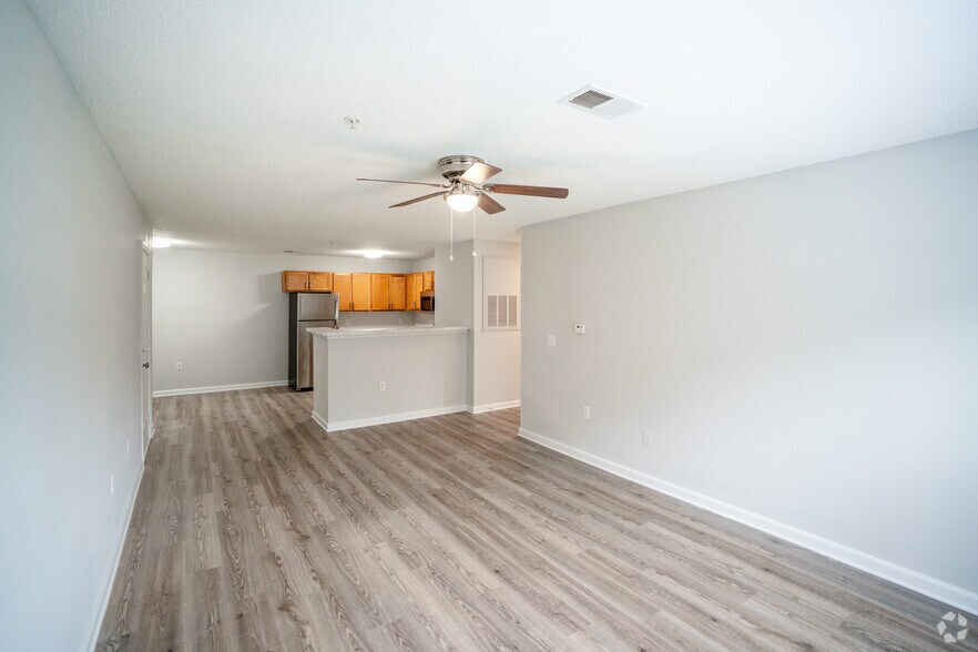 2BR,2BA - 1,220SF - Woodland Heights of Sanford