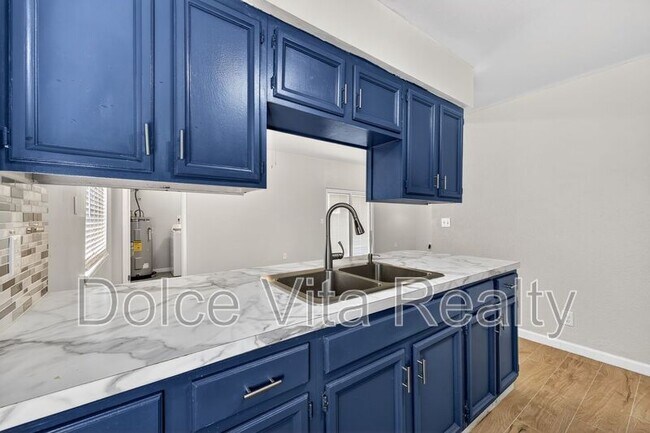 Building Photo - 2113 Gull Ave