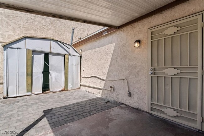 Building Photo - 4000 Visby Ln
