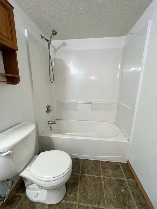 Building Photo - 3 Bed/2 Bath West Side Home For Rent!!