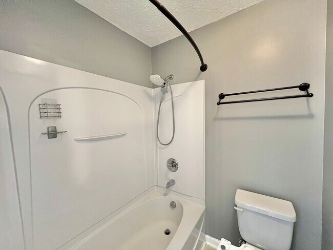 Building Photo - Charming Two-Story 2BD, 2.5BA Raleigh Cond...