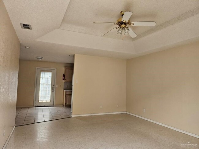 Building Photo - 716 Quail Ave