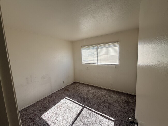 Building Photo - 1624 Mimosa Pl