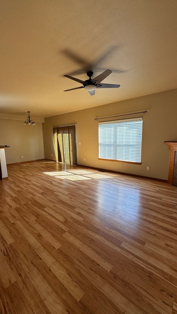 Building Photo - Coralville 4 Bedroom 4 Bath 3 Level Town H...