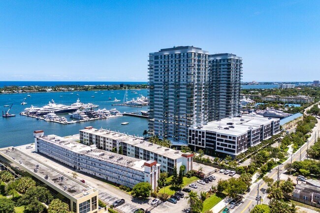 Building Photo - 4500 N Flagler Dr