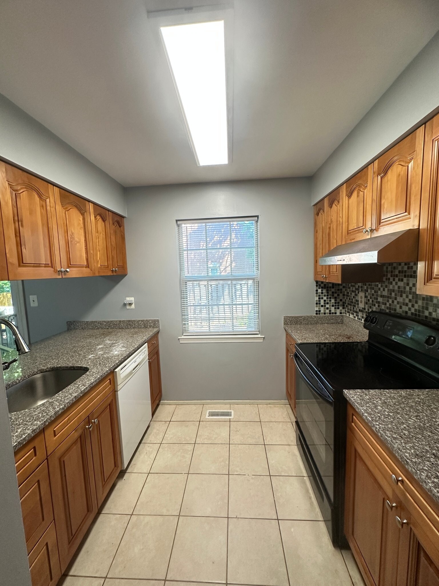 Building Photo - 11553 Sullnick Way