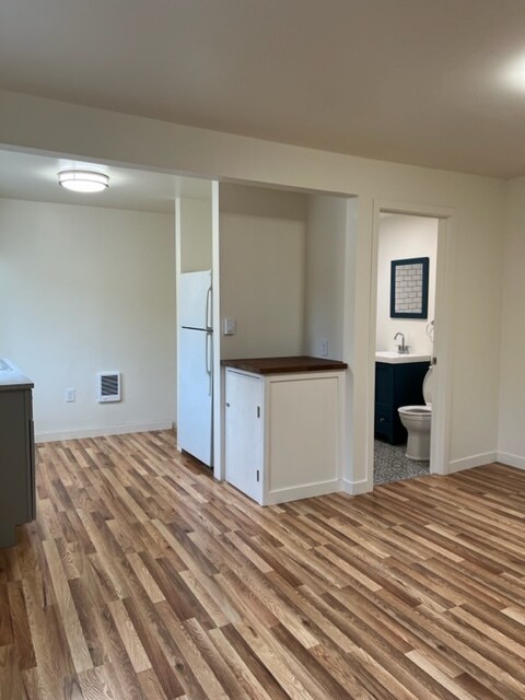 Building Photo - 4808 NE 99th Ave