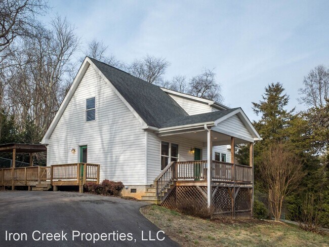 Primary Photo - 3 br, 2.5 bath House - 15 Iris Hill Drive
