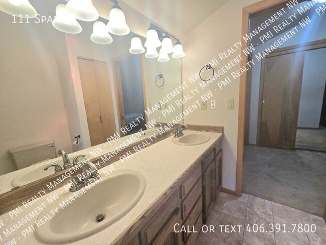 Building Photo - Fully furnished & Utilities included!  2+ ...