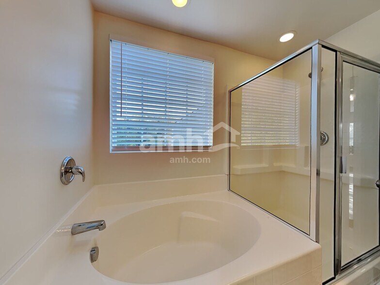 Building Photo - 3005 Peacher Ct