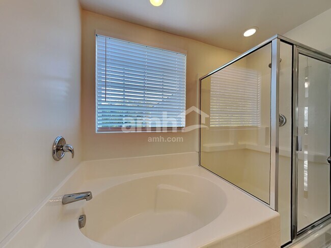 Building Photo - 3005 Peacher Ct