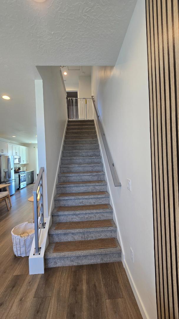 Building Photo - 7003 S Jordan Pkwy W