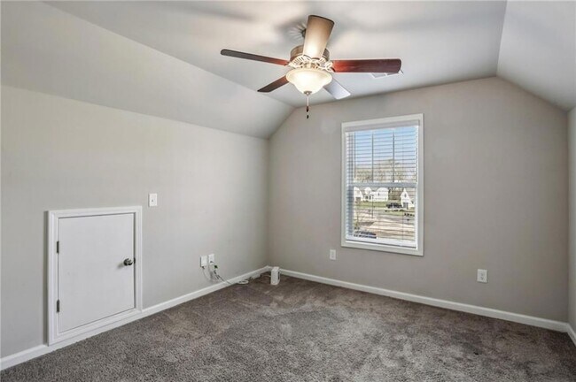 Building Photo - 2099 Easterwood Ct.