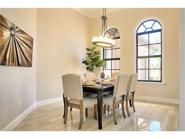 Building Photo - 601 SW 40th Terrace