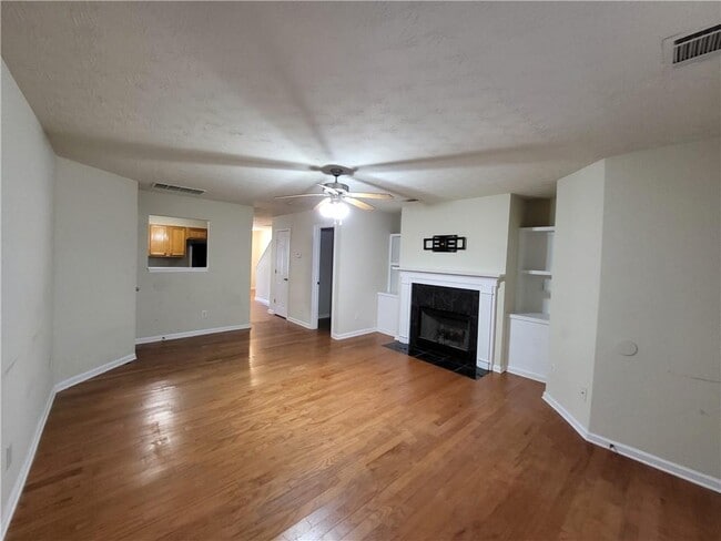 Building Photo - 2954 Vining Ridge Ln