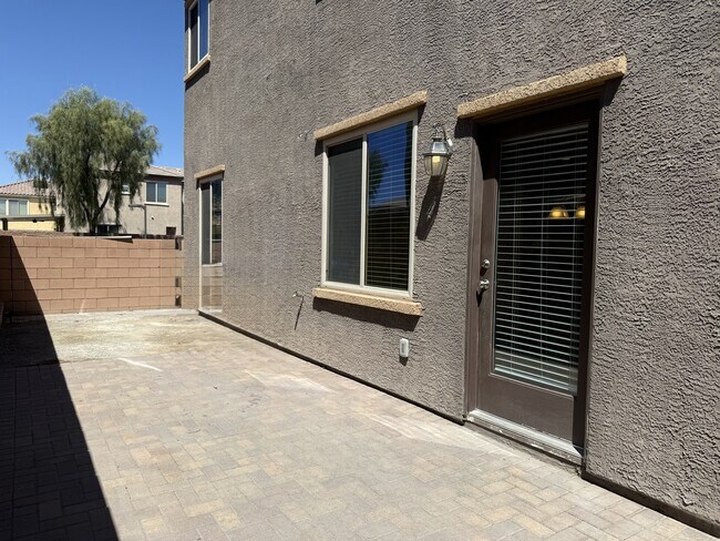 Building Photo - 757 Calamus Palm Pl