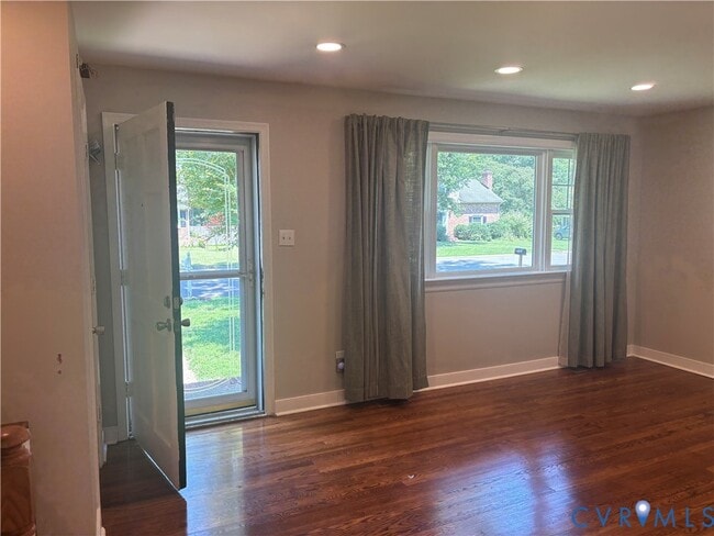 Building Photo - 1511 Charrington Dr