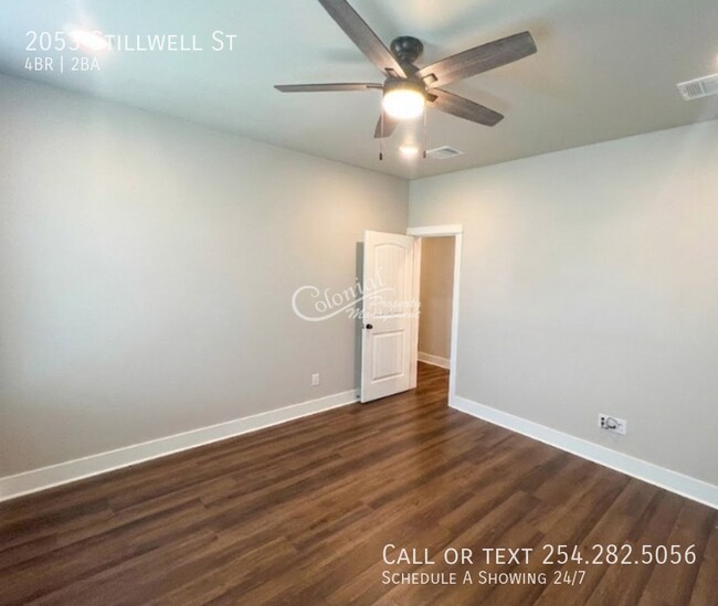 Building Photo - 2053 Stillwell St